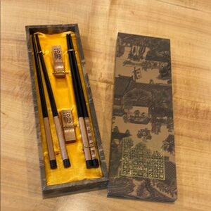 Elegant Black and Gold Chopstick Set